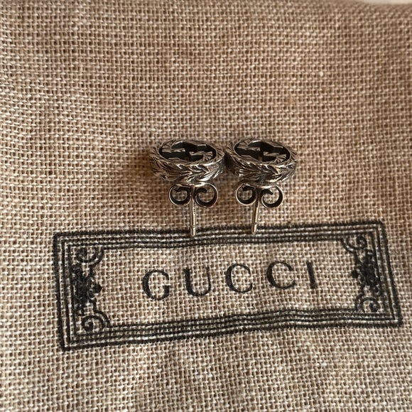 Gucci Interlocking Stud Earrings - Picture 4 of 5